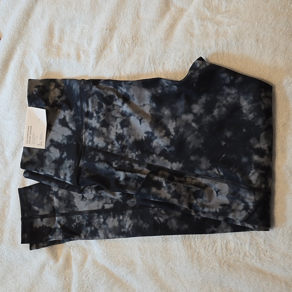 American Eagel leggings L pockets